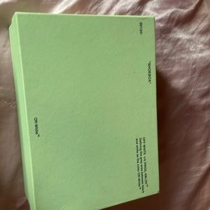 Off-White c/o Virgil ABLOH ^tm